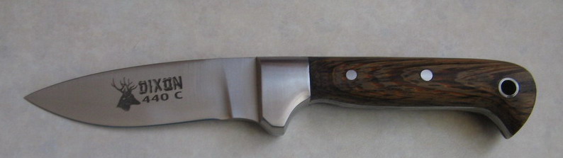 Cikkszm:2011w-5 pengehossz:9cm vastagsg:4mm anyag:440C nyl:wenge